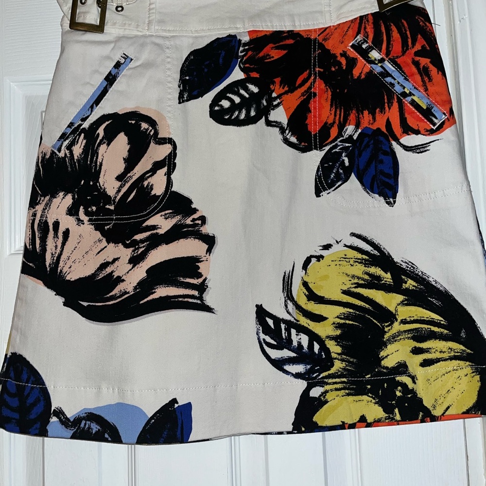 Beautiful Skirt, Size believed to be a 10 - Picture 3 of 4